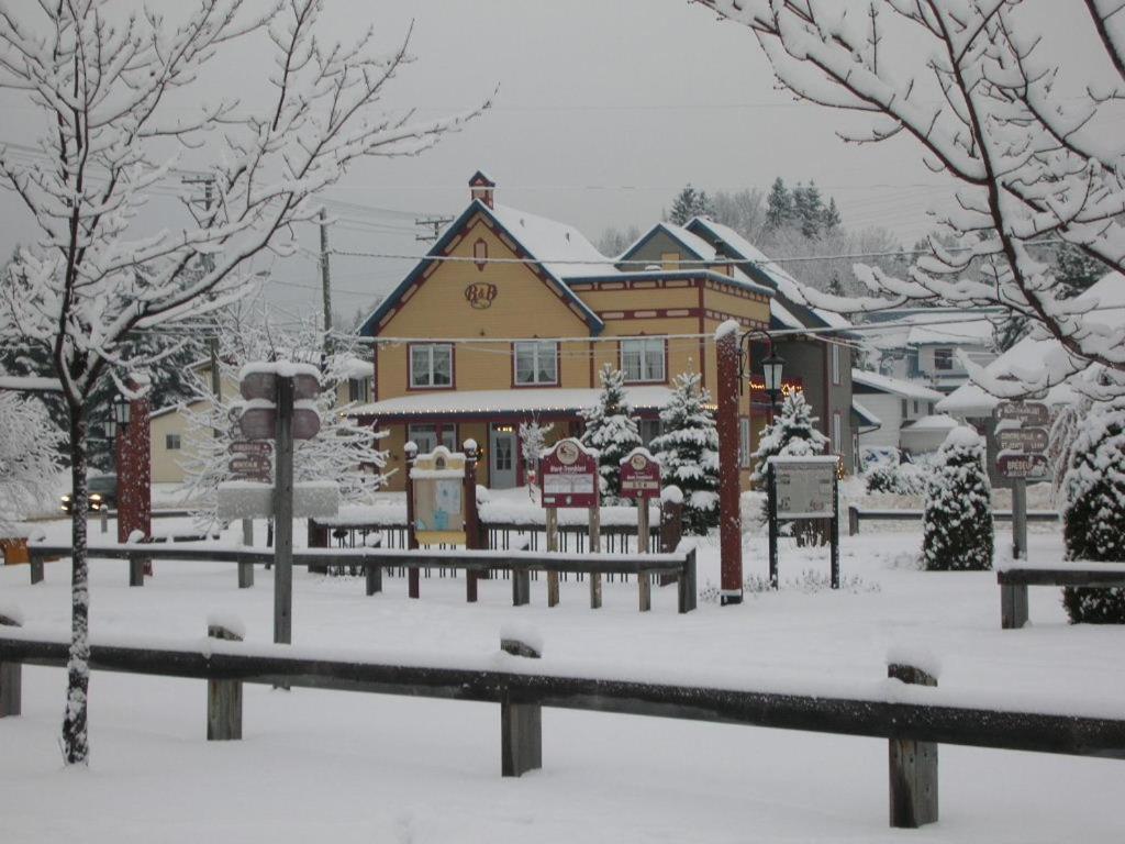 Auberge Le Voyageur มงต์-ทร็องบล็องต์ ภายนอก รูปภาพ